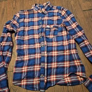 Abercrombie & Fitch Women's Red and Blue Plaid Shirt